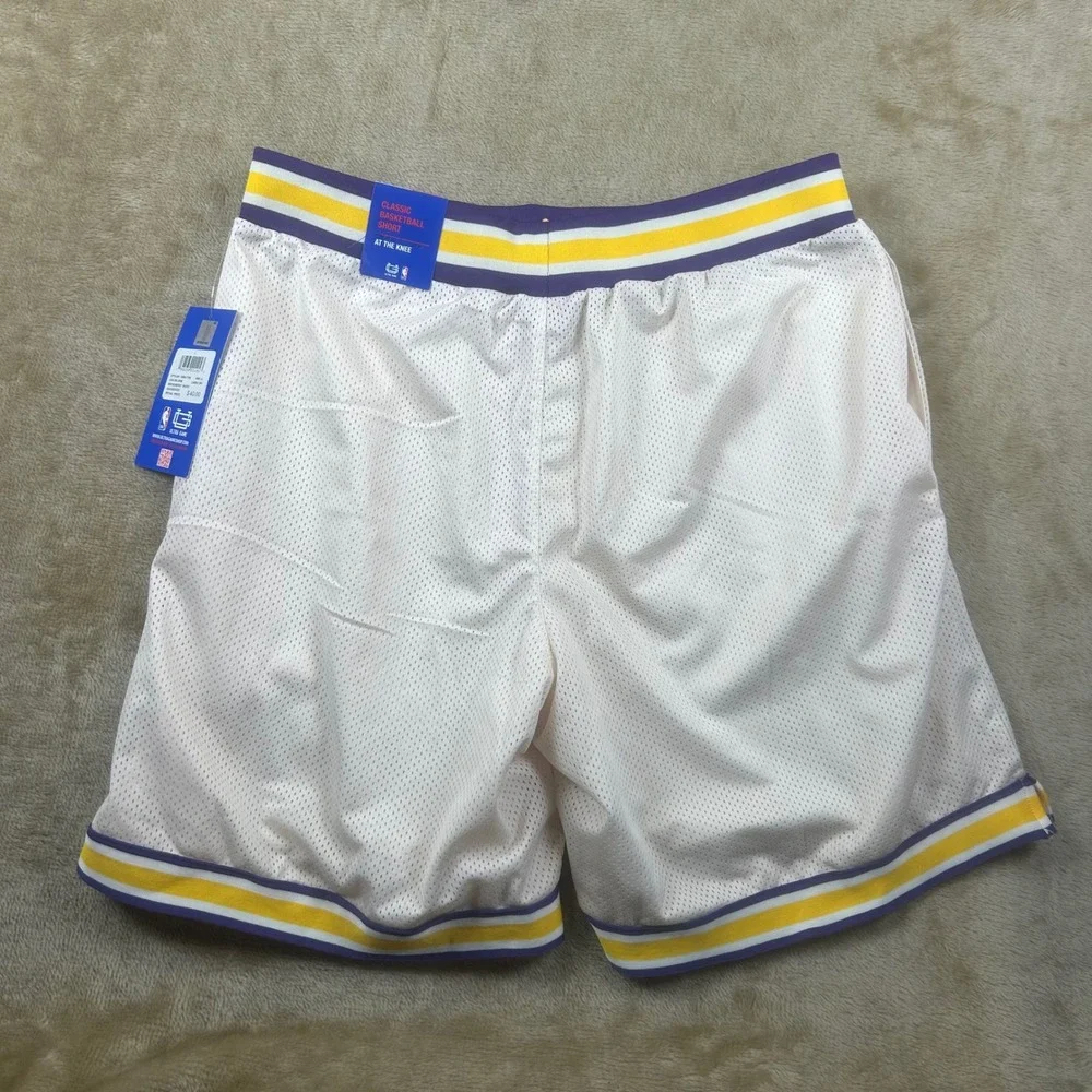 Ultra Game NBA‎ Los Angeles Lakers Mesh Basketball Shorts Cream Mens L VSMJ178S